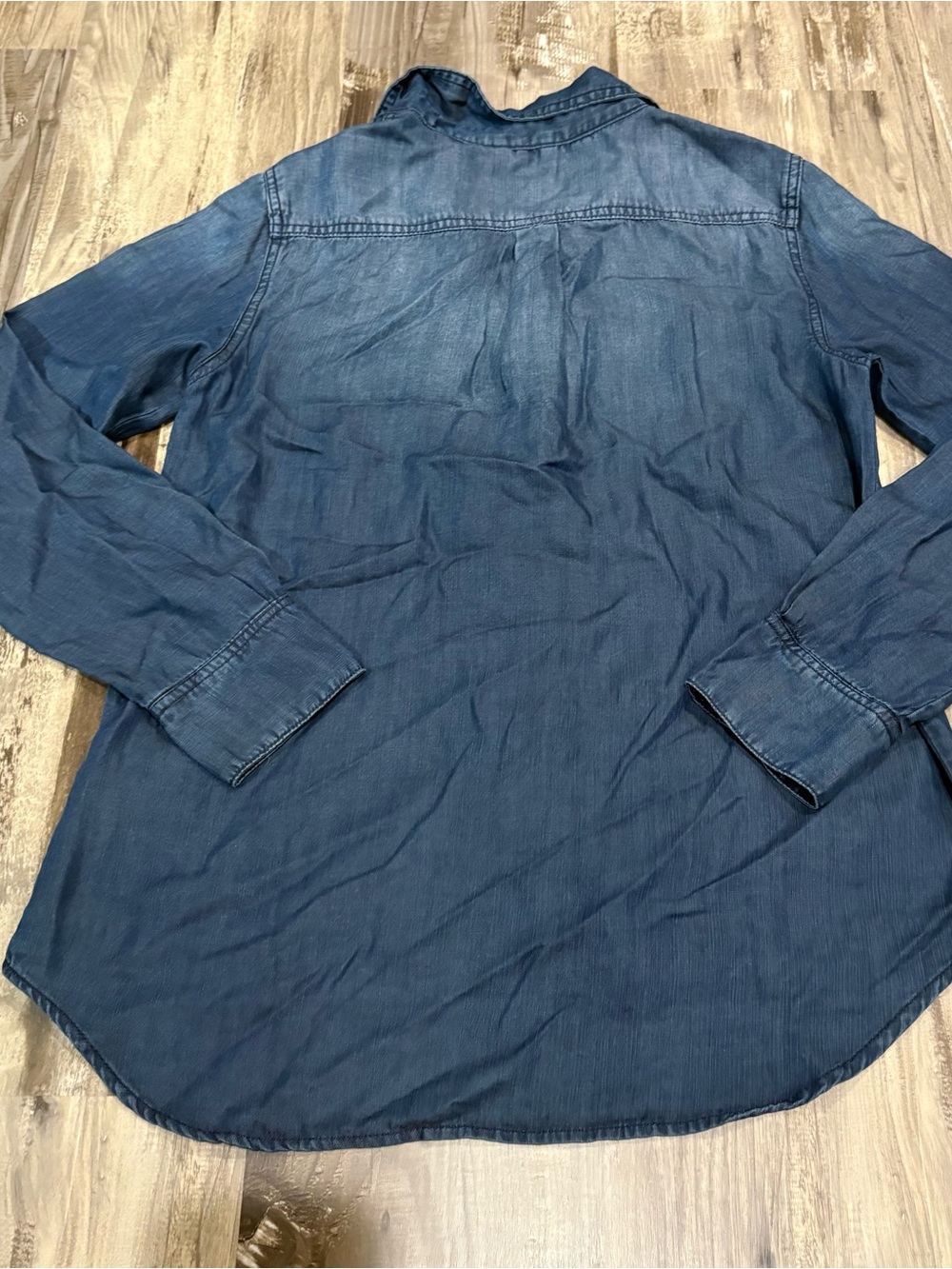 Buffalo David Bitton Soft Lightweight Denim Shirt Womens M - Picture 6 of 9